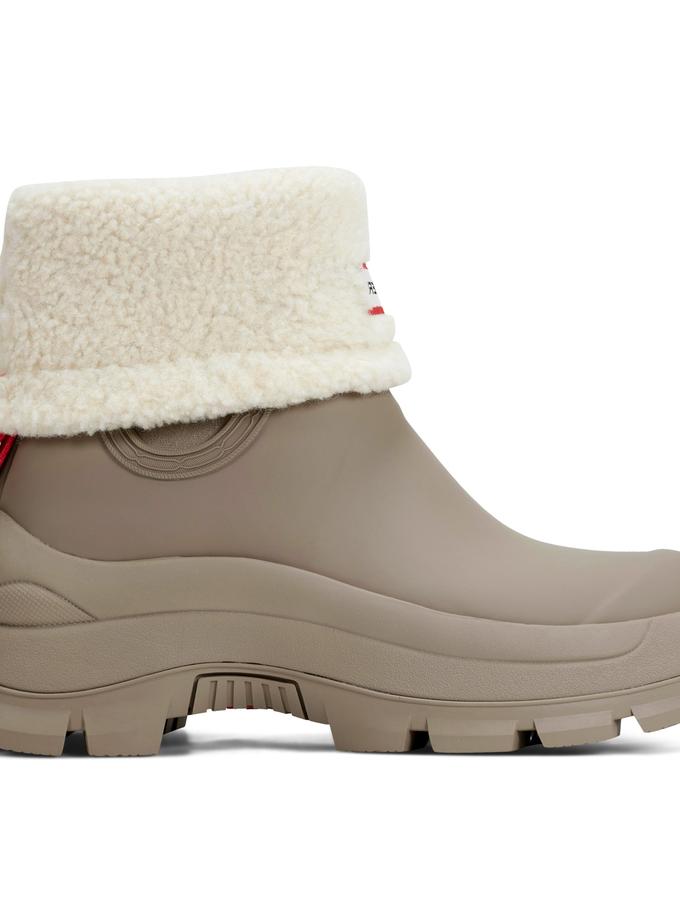 Hunter Boots Women's Esme Lug Sole Waterproof Snow Booties Best Price